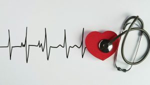 Jak EKG pozwala zbadać pracę serca?